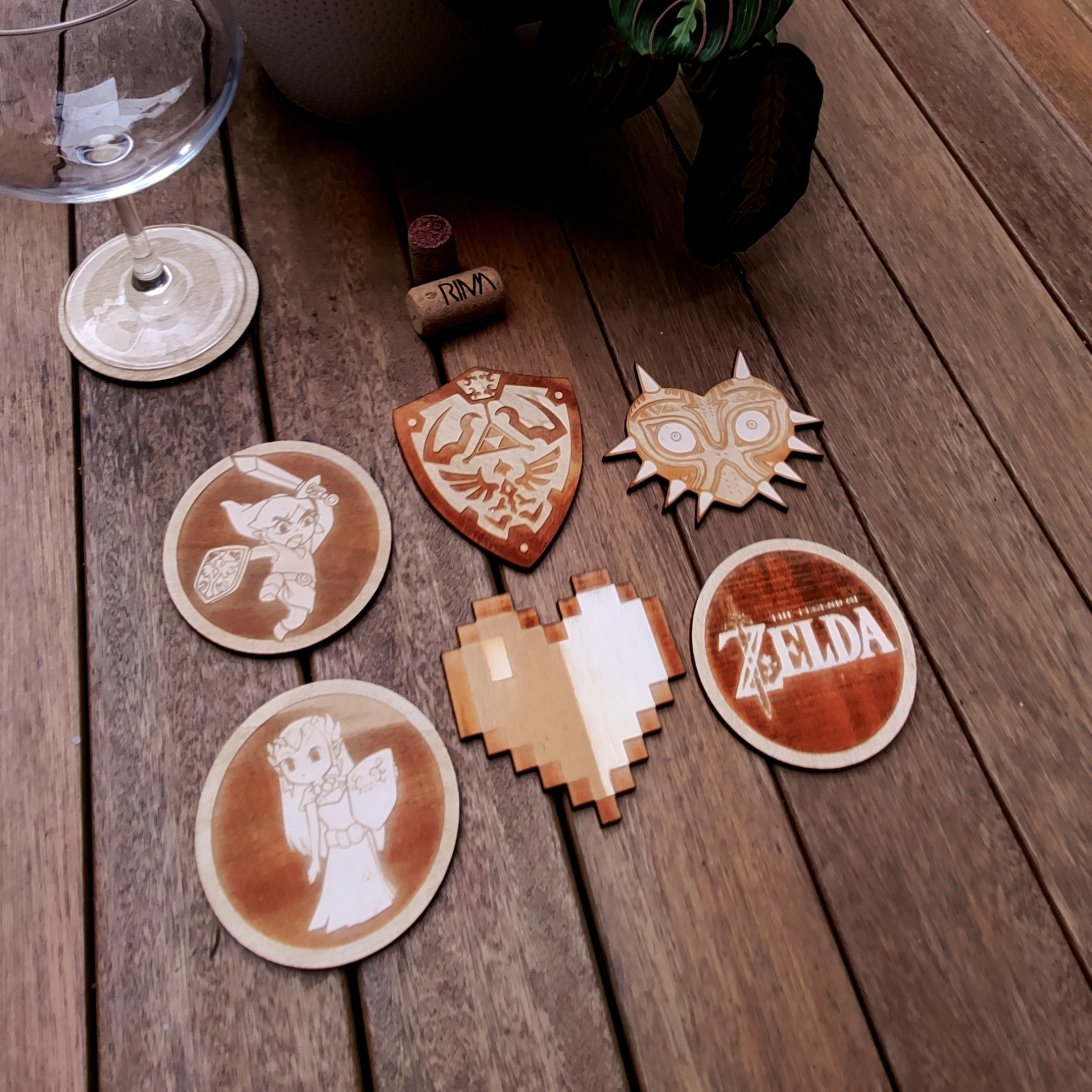 Set of 6 Legend of Zelda Wood Coasters - Housewarming Gift - Link